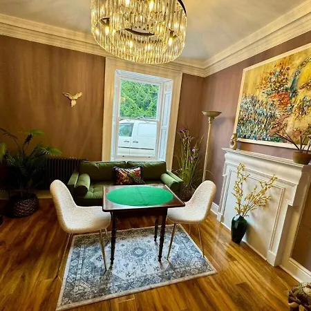 펜션 Secret Garden Estate - 레이번