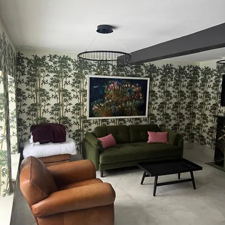 펜션 Secret Garden Estate - 레이번