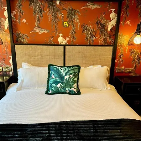 Secret Garden Estate - 펜션 레이번