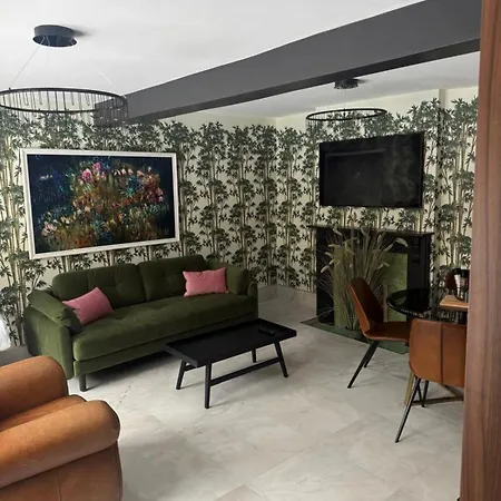 펜션 Secret Garden Estate - 레이번